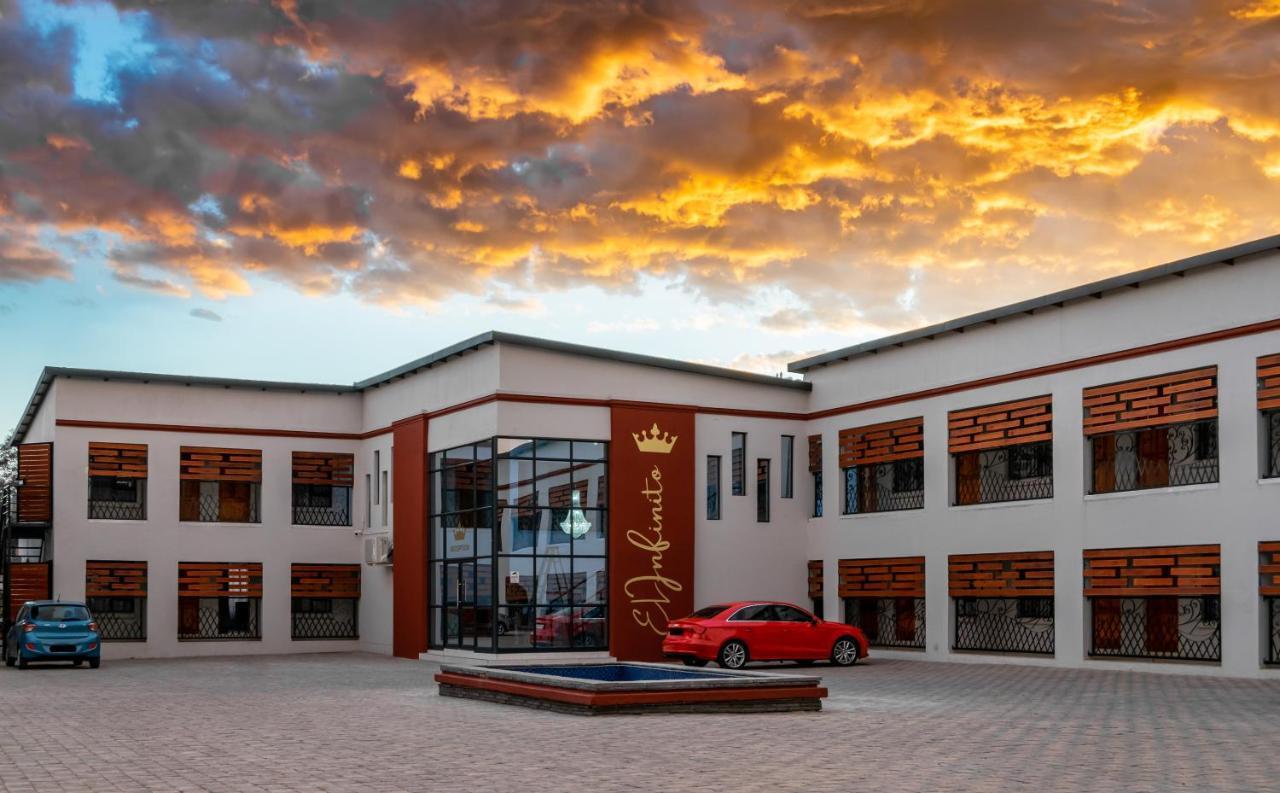 Hotel El Infinito Lifestyle à Kempton Park Extérieur photo