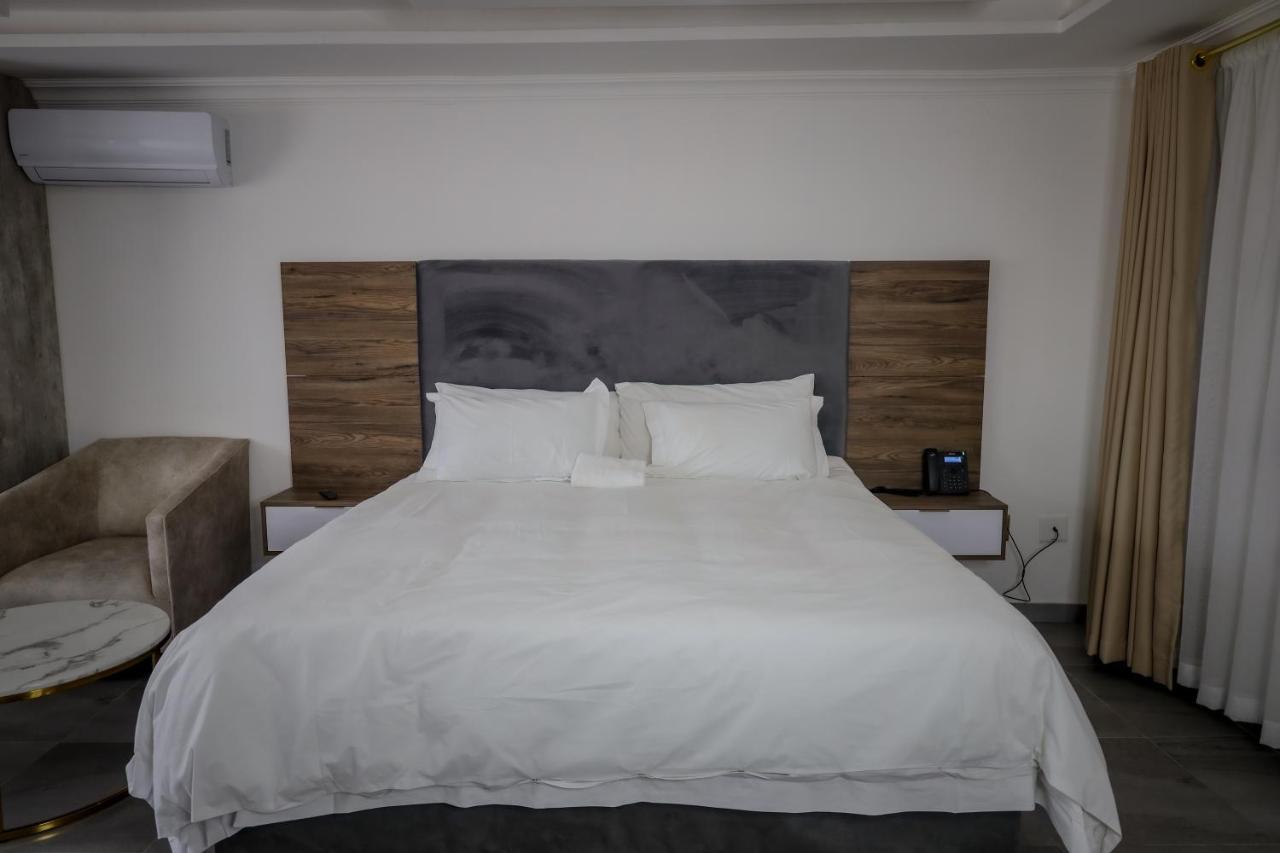 Hotel El Infinito Lifestyle à Kempton Park Extérieur photo