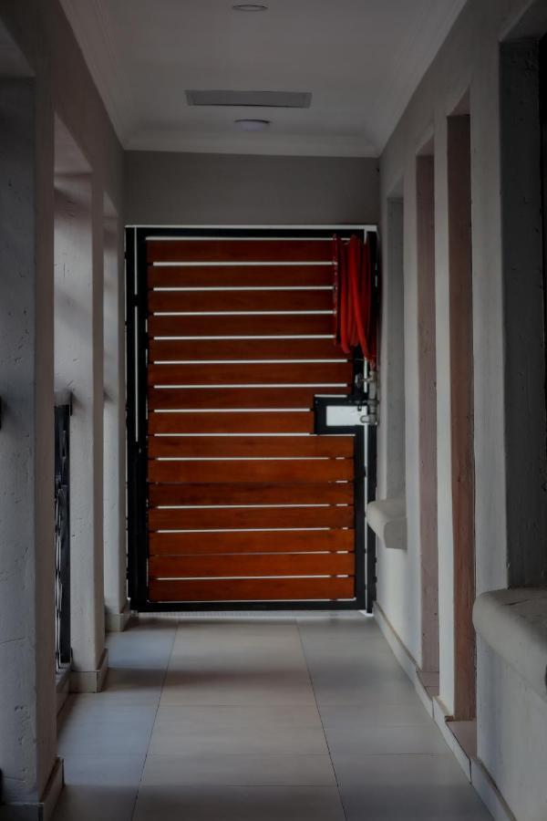 Hotel El Infinito Lifestyle à Kempton Park Extérieur photo
