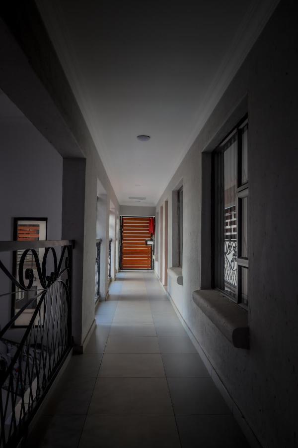 Hotel El Infinito Lifestyle à Kempton Park Extérieur photo