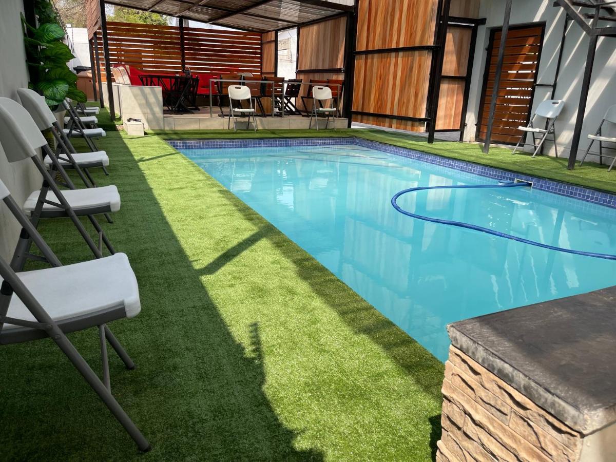 Hotel El Infinito Lifestyle à Kempton Park Extérieur photo